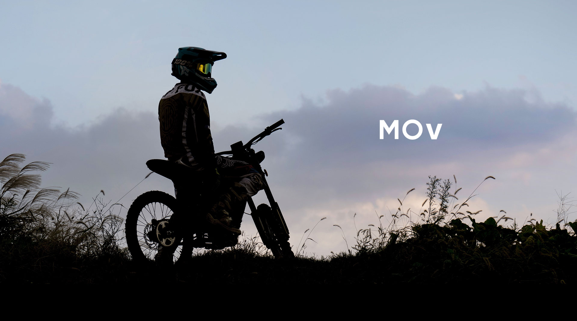 MOv-英_01.jpg